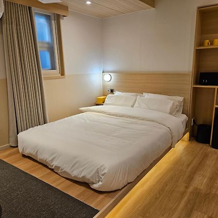 2025 Renovated- Hotel Marguerite Seoul Exterior foto