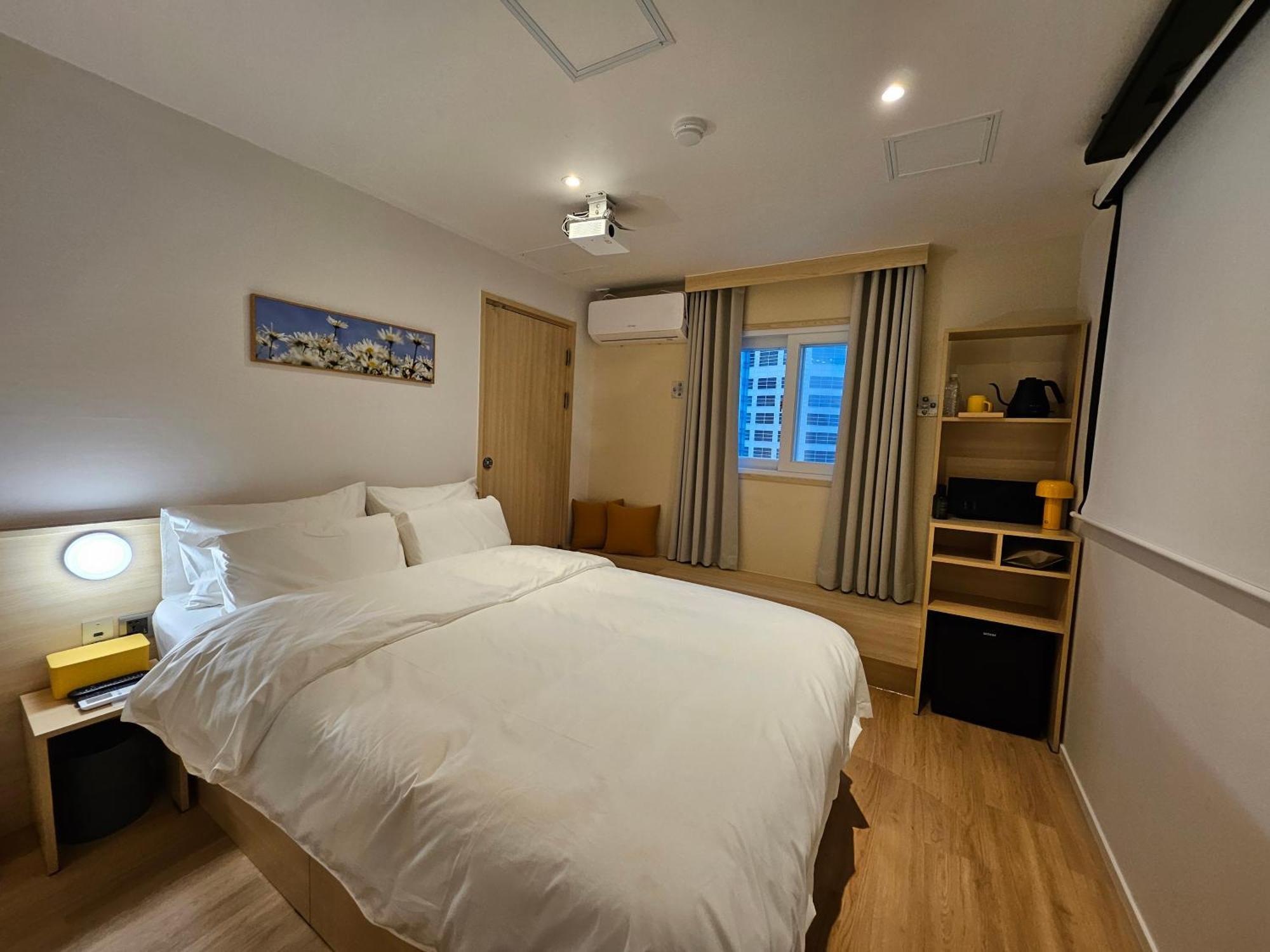 2025 Renovated- Hotel Marguerite Seoul Exterior foto